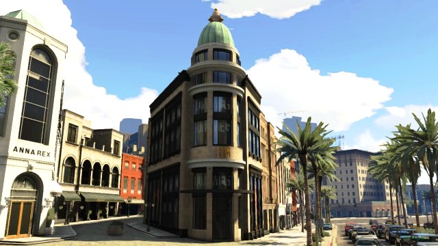파일:HommeGina-GTAV-RockfordHills.jpg