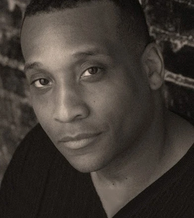 파일:CraigAlanEdwards-VoiceActor.png