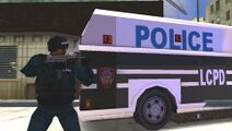 GTA Liberty City Stories의 베타 SWAT 대원, GTA III의 원본 모델링을 재사용했습니다.