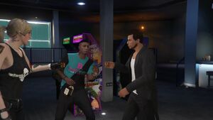 DiamondCasinoHeist-GTAO-OnlineProtagonists-Celebration.jpg