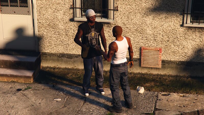 파일:MadrazoHits-GTAOee-Rancho-Target.jpg