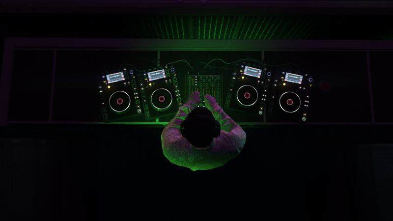 파일:Dixon-GTAO-DJDecks.png