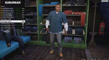 Grand Theft Auto V에서 서번 매장에 있는 프랭클린.