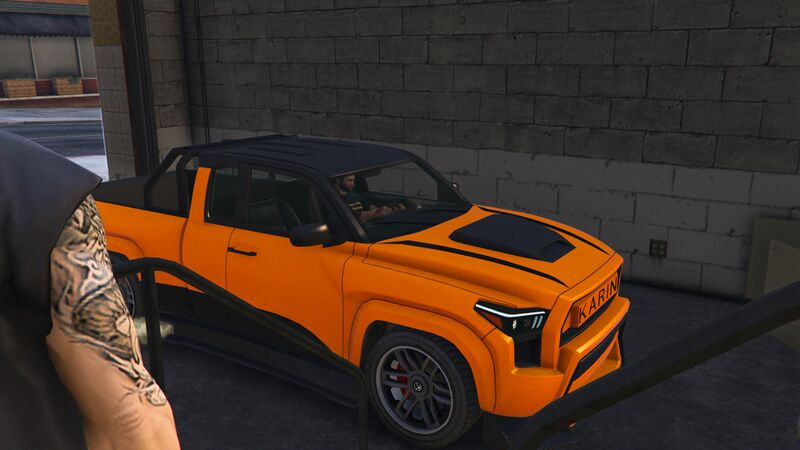 파일:RecoverTheCashStashCar-GTAOee-SS17.jpg