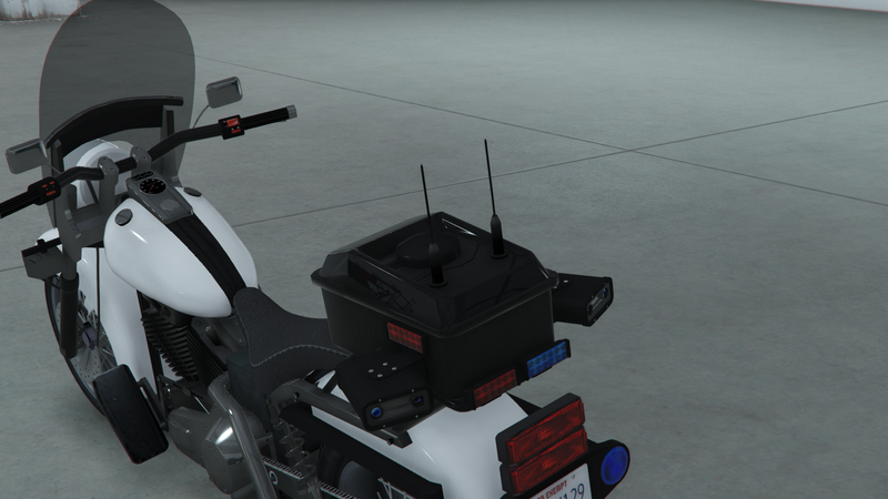 파일:PoliceBike-GTAOe-TopBox-HighwayPatrolKit.png