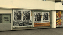 "Antisocial" 포스터.