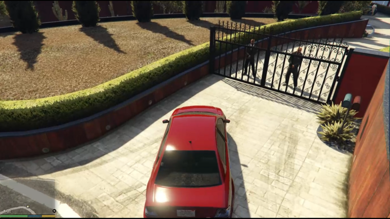 파일:BlitzPlay-GTAV-MiachelApproachingDevin.png