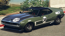 GTA 온라인의 디비안트에 적용된 알파 메일 도색.