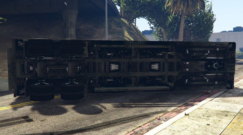 파일:BoxTrailer-GTAV-Underside.jpg