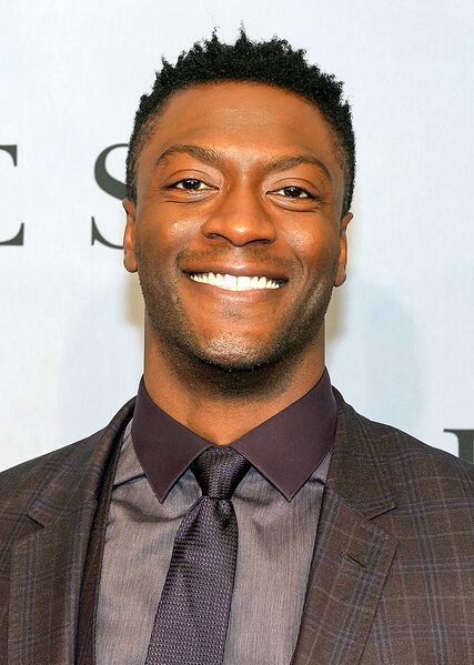 파일:AldisHodge-VoiceActor.jpg