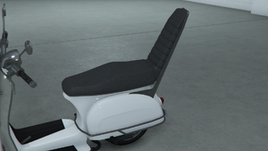 FaggioMod-GTAOe-SissyBars-RibbedHighBack.png