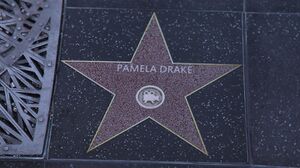 WalkofFame-GTAVee-PamelaDrake.jpg