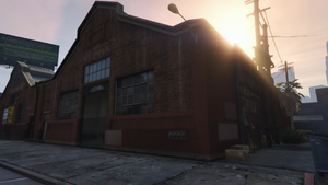 Warehouses-GTAO-Large-LaMesa-DarnelBrosWarehouse.png