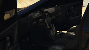 Kuruma(Armored)-GTAO-Inside.png