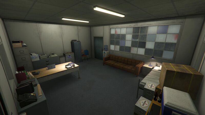 파일:McKenzieFieldHangar-GTAOee-Office.jpg