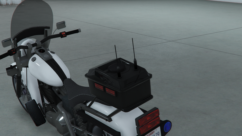 파일:PoliceBike-GTAOe-TopBox-PatrolTopBox.png