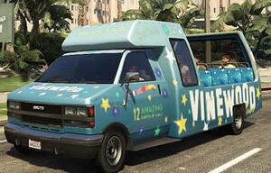 Brute-TourBus-GTAV-front.jpg