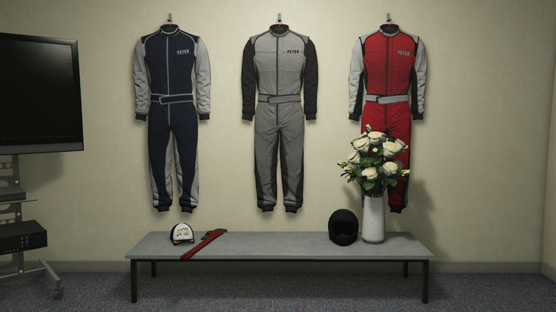 파일:Peter-GTAOe-WorkshopOffice-ClothingandGears.png