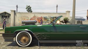 GangWar-GTAV-Screenshot.jpg