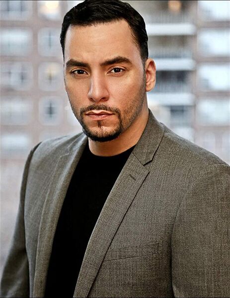 파일:KareemSavinon-VoiceActor.jpg
