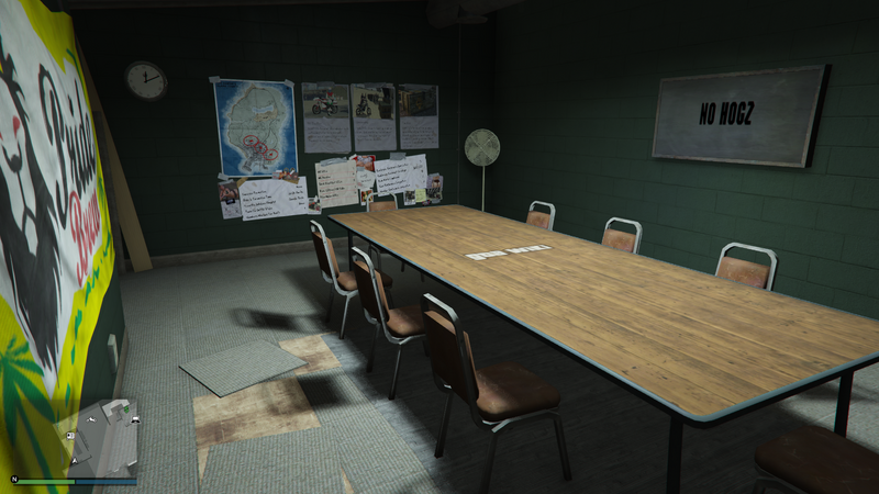 파일:Clubhouses-GTAOe-Layout2-Clubroom.png