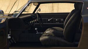 Phoenix-GTAV-Inside.jpg