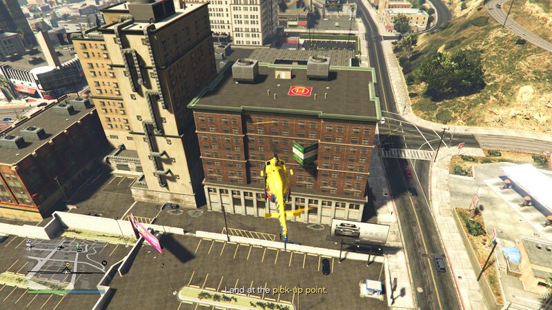 파일:HelicopterTour-GTAOee-Set5-PickupPoint-DowntownVinewood.jpg