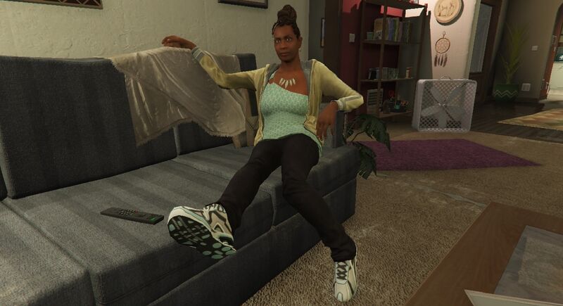 파일:DeniseClinton-GTAV-Home.jpg
