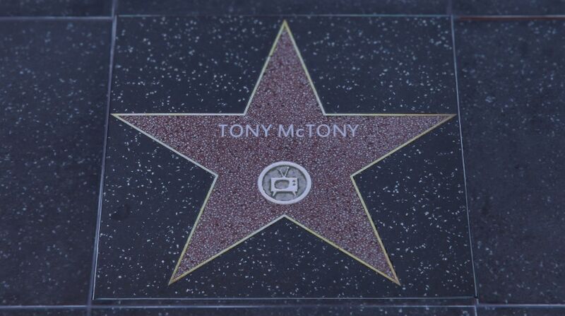 파일:WalkofFame-GTAVee-TonyMcTony.jpg