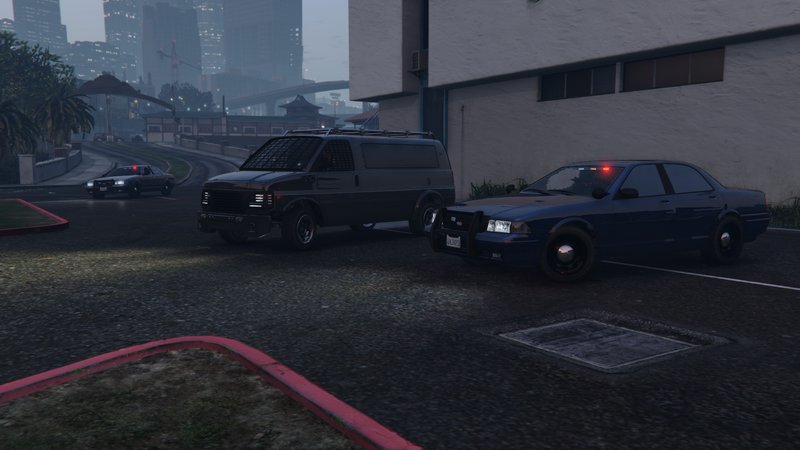 파일:UnmarkedCruiser-GTAO-NightclubDeliveryNarc.png