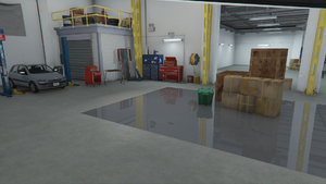 AutoShops-GTAO-ShopFloor-PreSetup.png