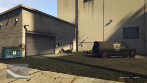 BailOfficeBounty-GTAOee-Clubhouse-LaPuerta.jpg
