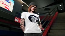 Grand Theft Auto 온라인의 바인우드 대로 라디오 티셔츠.