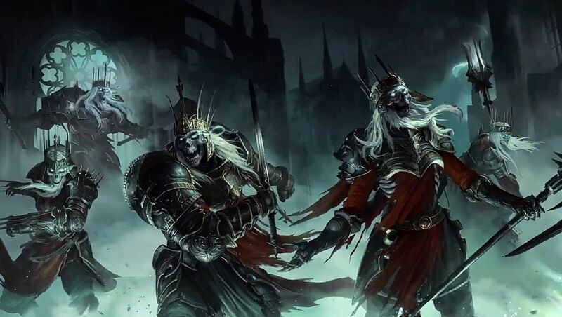파일:Mad King's Regalia.jpg