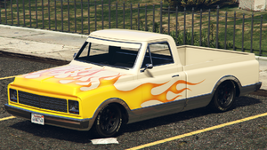Yosemite-GTAO-front-YellowFlamesLivery.png