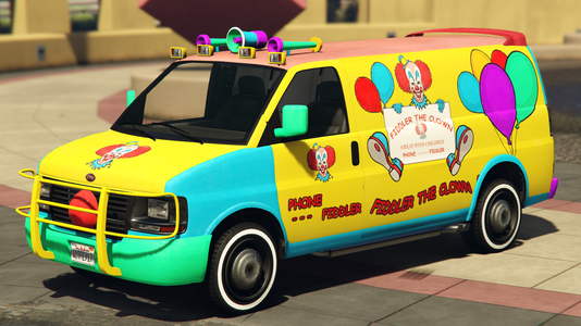 커스터마이징 옵션이 복원된 광대 밴. (후면 쿼터 뷰)