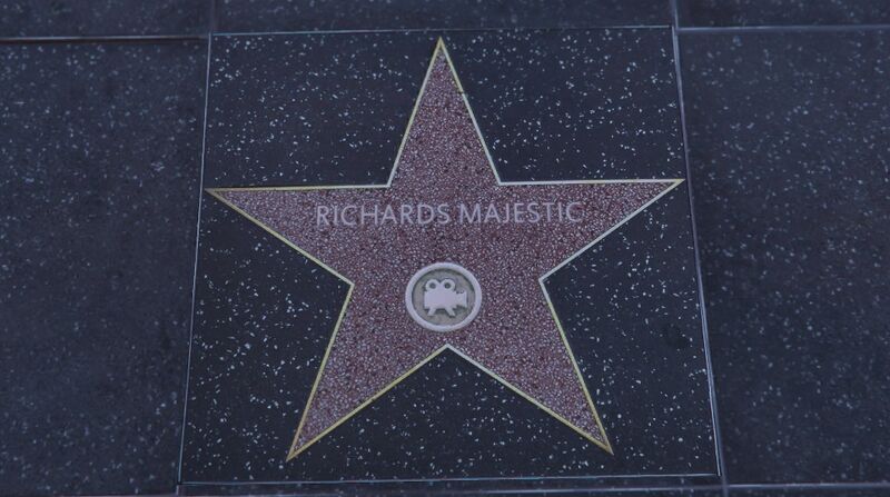 파일:WalkofFame-GTAVee-RichardsMajestic.jpg
