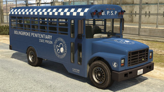 GTA V의 교도소 버스 (후면 쿼터 뷰).