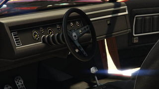 Grand Theft Auto V 및 Grand Theft Auto Online의 세이버 터보 내부 뷰