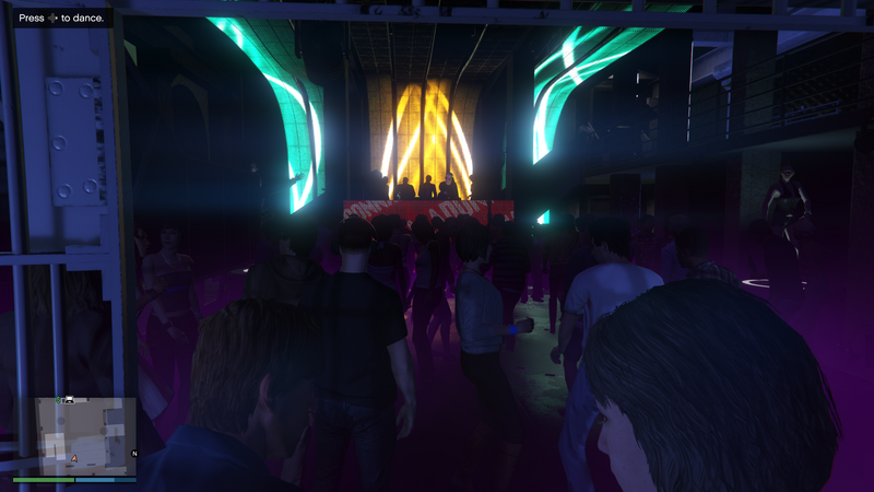 파일:TheBlackMadonna-GTAO-Set Commences.png