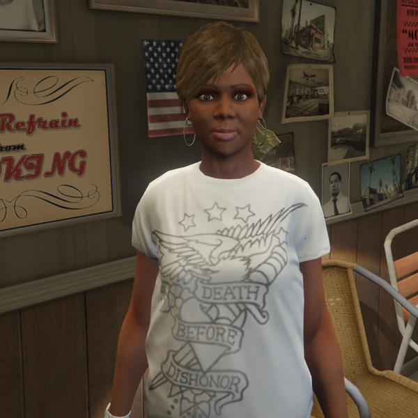 파일:Donna-GTAV-Alt look 2.png