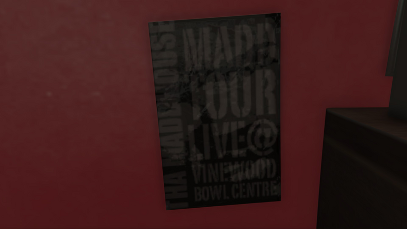 파일:MaddDogg-GTAV-ThaMaddhouseTourPoster.png