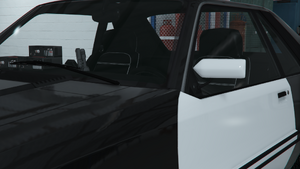 DominatorFXInterceptor-GTAOe-Mirrors-PaintedRaceMirrors.png