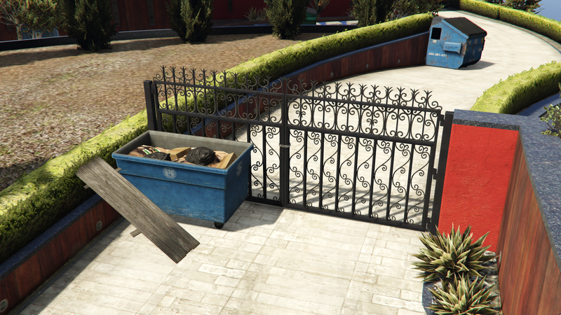 파일:BuenVinoRoadMansion-GTAOe-Abandoned-FrontGate.png