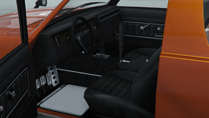 WarrenerHKR-GTAO-Dash-RaceInterior.png