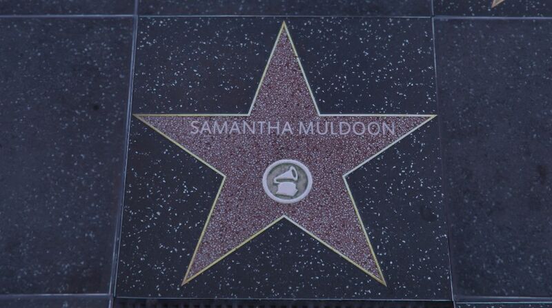파일:WalkofFame-GTAVee-SamanthaMuldoon.jpg