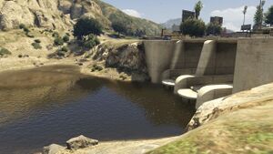 EastVinewoodSource-GTAV.jpg