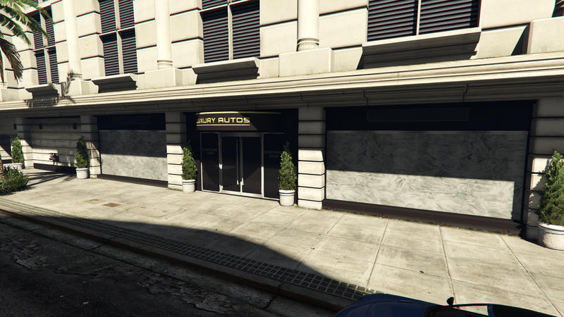 파일:LuxuryAutos-GTAOe-BoardedUp-Day.png