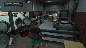 StealTheRivalsCash-GTAOee-SS15.jpg