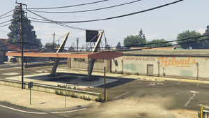 HelmutsEuropeanAutos-GTAVee-DisusedGasStationAwning.png